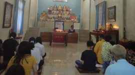 Ummat Agama Budha Merayaan Hari Imlek di Ternate