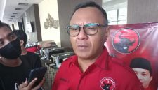 Ketua Dewan Pimpinan Daerah (DPD) Partai Demokrasi Indonesia Perjuangan (PDIP) Provinsi Maluku Utara, Muhammad Sinen
