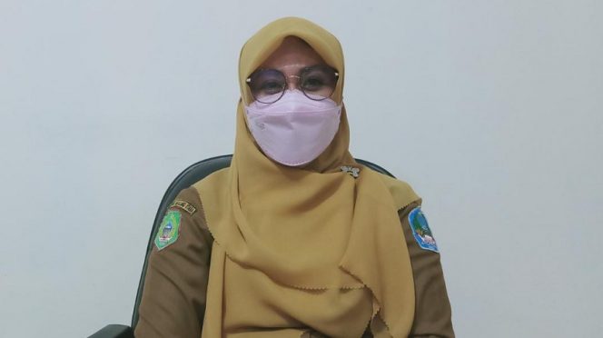  					Kepala Dinas Kesehatan Halsel, Asia Hasyim