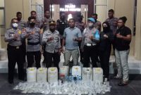 Polres Morotai berhasil mengamankan 275 liter miras jenis cap tikus dalam Operasi Pekat Kieraha di hari ke-empat, Sabtu (26/3/ 2022).