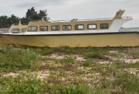 Speed boat milik Dinas Perhubungan (Dishub) Pulau Taliabu, yang bersumber dari Dana Alokasi Khusus (DAK) tampak terbengkalai dan tidak terurus