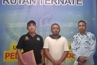 Kejaksaan Negeri (Kejari) Kepulauan Morotai melalui Tim Jaksa Penuntut Umum (JPU) mengeksekusi eks Direktur BUMDes Salloi Desa Gotalamo, Kecamatan Morotai Selatan, Rabu (29/03/2023)
