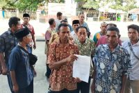 Warga Desa Kabau Pantai, Kecamatan Sulabesi Barat, Merasa kecewa karena tidak mendapatkan pelayanan dari pihak Polres Kepulauan Sula, Senin (22/5/2023)