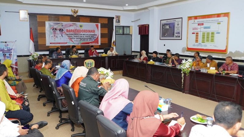 Rapat koordinasi antara Tim Pengendali Inflasi Daerah (TPID) Tikep bersama BI yang berlangsung di ruang rapat Walikota