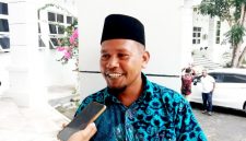 Kabag Kesra Setda Kabupaten Kepulauan Sula, Idham Umamit