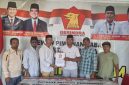 Tim LO Mislan Syarif mendaftarkan diri kandidat mereka ke Tim Penjaringan Balon Bupati dan Wakil Bupati dari Partao Gerindra, Rabu (17/4/2024).