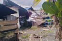 Tampak salah satu rumah warga di Pulau Morotai mengalami kerusakan akibat dihantam cuaca ekstrem yang melanda Jumat pagi (7/11/2025).